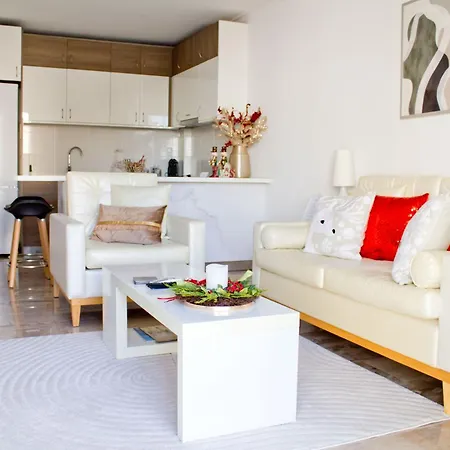 Apartment Ermis Mini # 1 *